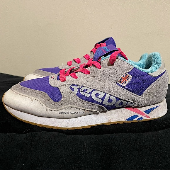 Reebok tennis shoes - Picture 4 of 15